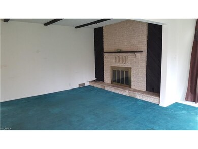 HUGE main room & gas fireplace