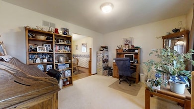 4511 Copper Ridge Rd, Champaign, IL 61822 - photo 4