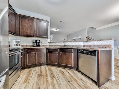 577 Oakside Place, Acworth, GA 30102 - photo 7