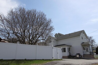 4 E Oak St, Pittston, PA 18640 - photo 3