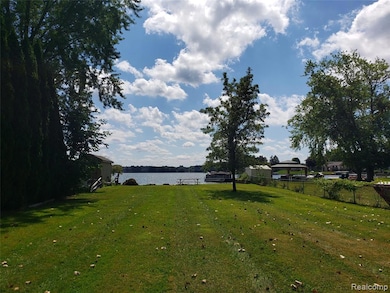 0 Shinanguag Dr unit 20251029355, Goodrich Vlg, MI 48438 - photo 4