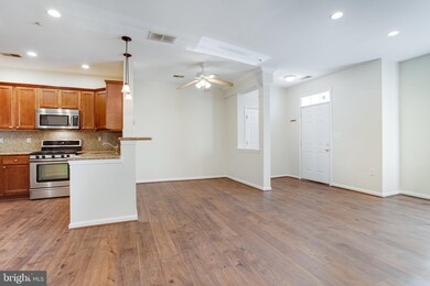 8738 Orchard Green Ct, Odenton, MD 21113 - photo 7