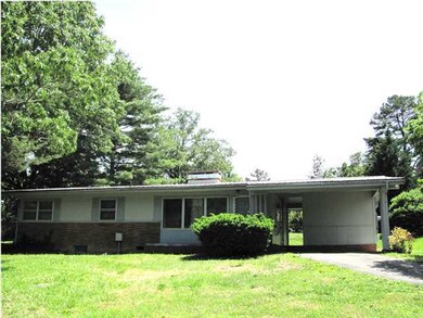 303 Tennessee Ave, Rossville, GA 30741 - photo 2