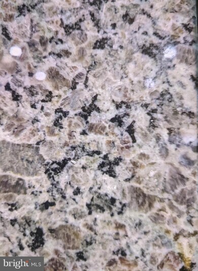 11510 Wisteria Ct, Swan Point, MD 20645 - photo 5