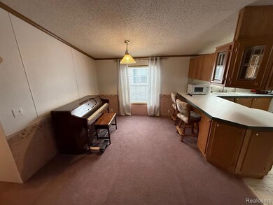 11359 N Lake Dr, Fenton, MI 48430 - photo 5