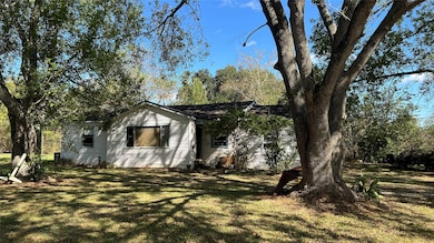 10111 Oberrender Rd, Needville, TX 77461 - photo 2