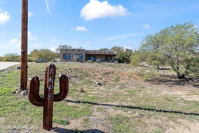 1448 N Calle Futura, Oracle, AZ 85623 - photo 2