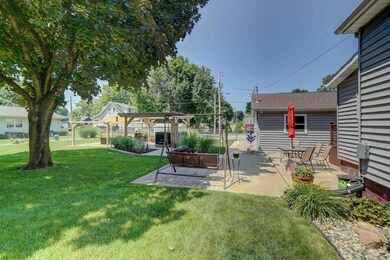 713 S Indiana Ave, Auburn, IN 46706 - photo 5