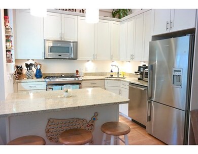 6 Gates St unit 2, Boston, MA 02127 - photo 3