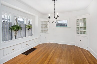 1328WestMaple_11
