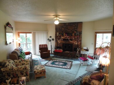 Willis lvg room
