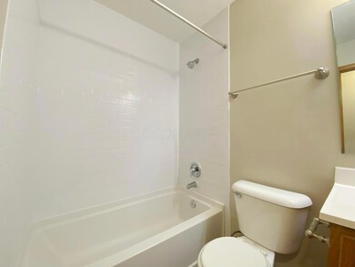 829 Crevis Ln, Columbus, OH 43228 - photo 6