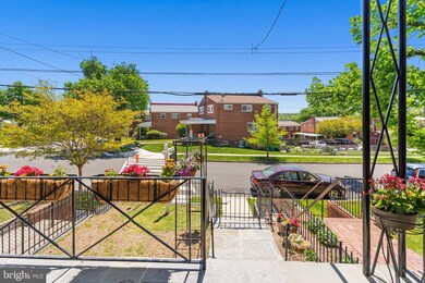 726 Hamilton St NE, Washington, DC 20011 - photo 5