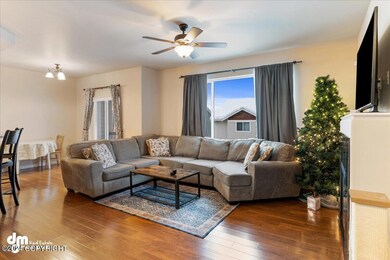 07-Living Room_ELI06792
