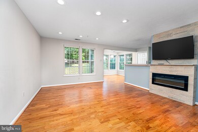 8009 Township Dr unit G, Owings Mills, MD 21117 - photo 2