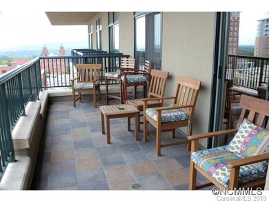 Spacious Deck