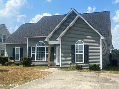 1812 Penncross Dr, Greenville, NC 27834 - photo 2