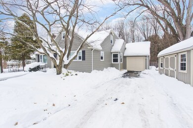 4 Crestwood St, Holyoke, MA 01040 - photo 4