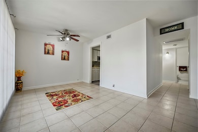 7510 Shadyvilla Ln unit 23, Houston, TX 77055 - photo 6