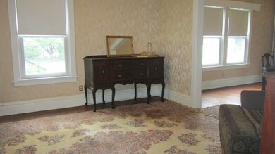 6 Daniels St, Hopedale, MA 01747 - photo 6