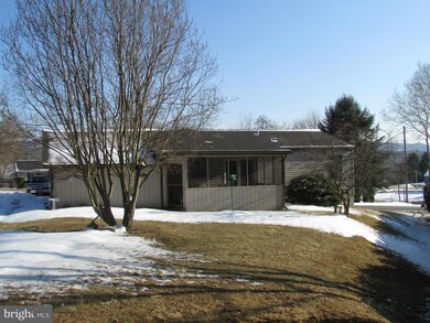 933 Knob Hill Rd, Fayetteville, PA 17222 - photo 2