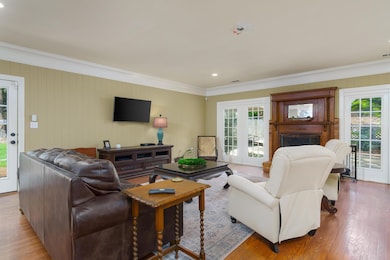 2203 S 40th Ave-7