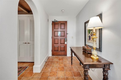 entry to master bedroom