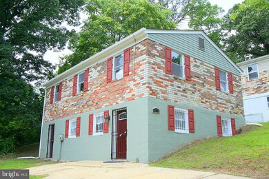 5007 Emo St, Capitol Heights, MD 20743 - photo 2