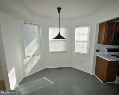 9371 Kings Post Ct, Laurel, MD 20723 - photo 6