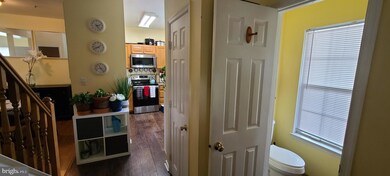 7000 Flag Harbor Dr, District Heights, MD 20747 - photo 5