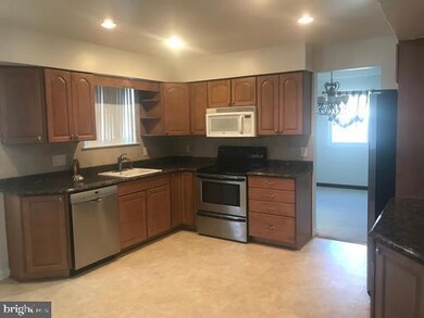 51 Hartford Rd, Sewell, NJ 08080 - photo 6