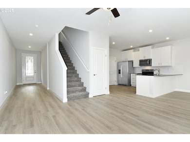 1350 NE 8th Ave, Battle Ground, WA 98604 - photo 4