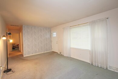 5802 Jessamine Louisville home for sale