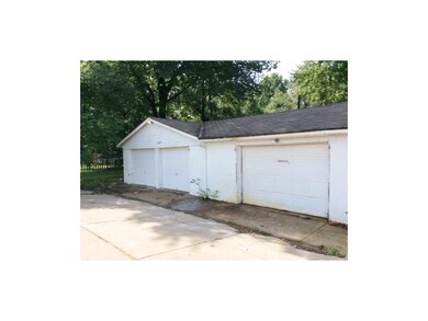 103 S Washington St, Raymore, MO 64083 - photo 3