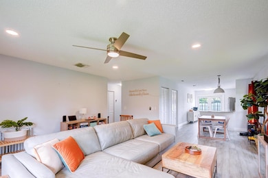 4851 Orleans Ct unit D, West Palm Beach, FL 33415 - photo 6