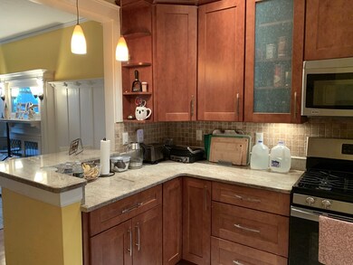 239 Rawson Rd unit 5, Brookline, MA 02445 - photo 4