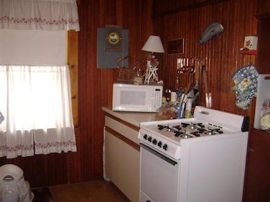 52 Wamsutta Ave, Pocasset, MA 02559 - photo 7