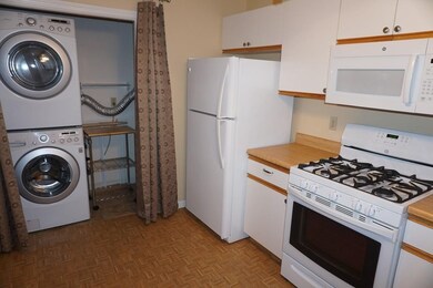 13 Dallas Dr unit 210, Dracut, MA 01826 - photo 5