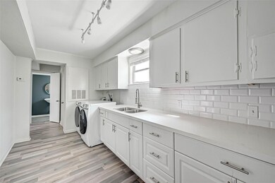 2420 Mcduffie St unit 2, Houston, TX 77019 - photo 5