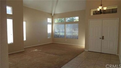 Cathedral-Vaulted Ceilings in the Formal LV & DN R