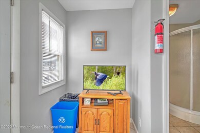 74 O St unit B -- WINTER RENTAL, Seaside Park, NJ 08752 - photo 6