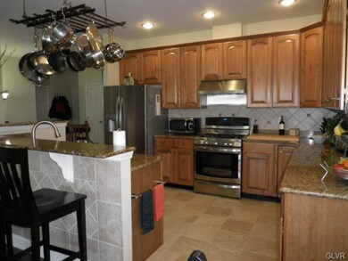 1869 Alexander Dr unit III22, Macungie, PA 18062 - photo 5