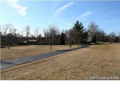 8208 Cooper Chapel Rd, Louisville, KY 40229 - photo 3