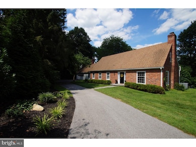 131 Hunters Ln, Devon, PA 19333 - photo 3