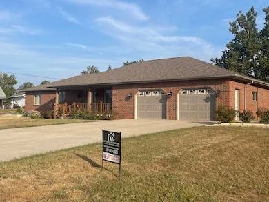 408 Ojer St, Meredosia, IL 62665 - photo 2