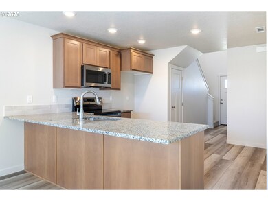 785 Tinley St, Stanfield, OR 97875 - photo 7