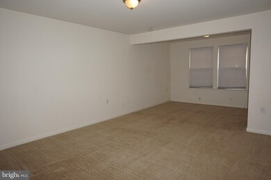 44 Private Ct, Bunker Hill, WV 25413 - photo 4