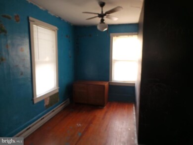 194 Biser St, Berkeley Springs, WV 25411 - photo 4