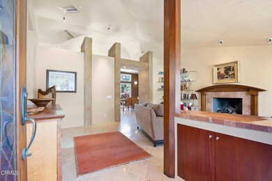 6-web-or-mls-UpmarketMedia_4360Pomona-36