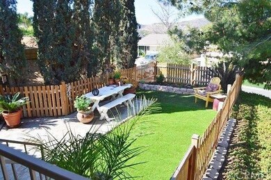 30482 Early Round Dr, Canyon Lake, CA 92587 - photo 5